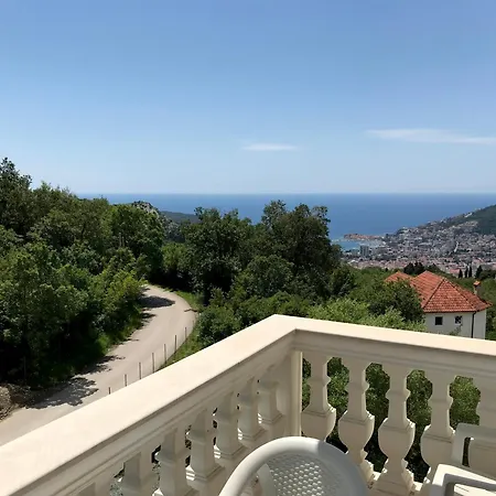 Hotel Vila Oaza Markovici 3*