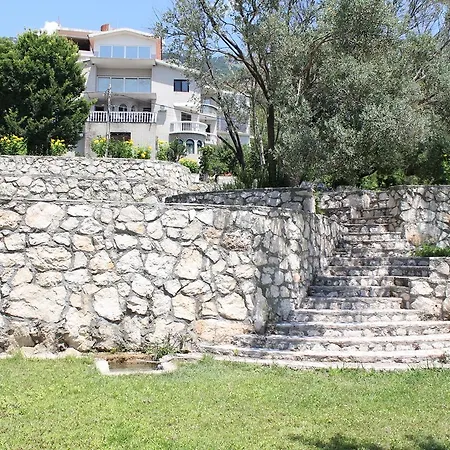 Vila Oaza Markovici Hotel