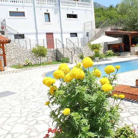 Vila Oaza Markovici Budva