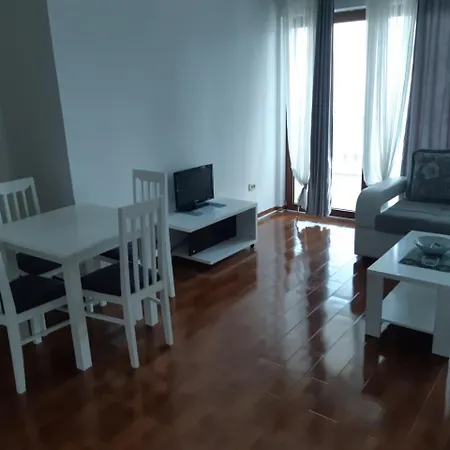 Vila Oaza Markovici