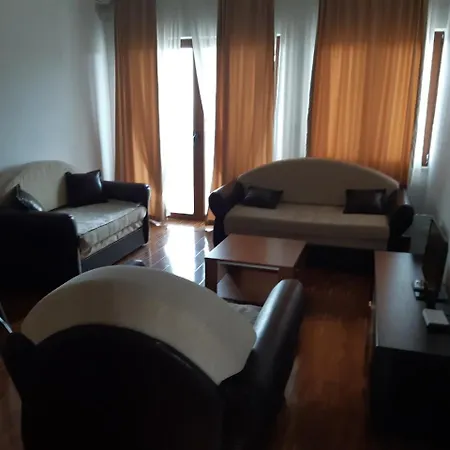 Vila Oaza Markovici 3*
