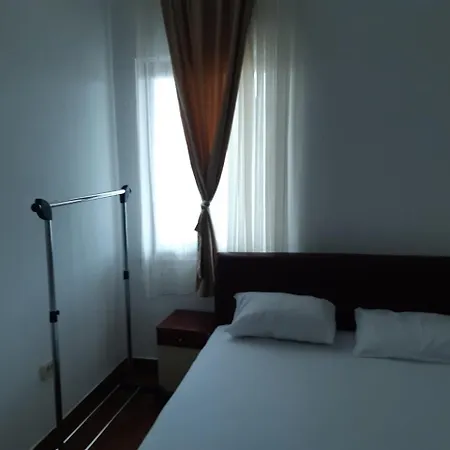 Vila Oaza Markovici ホテル 3*